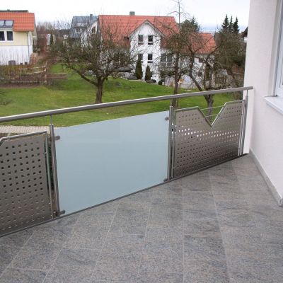 edelstahl-senden-balkongelaender1_juli_07